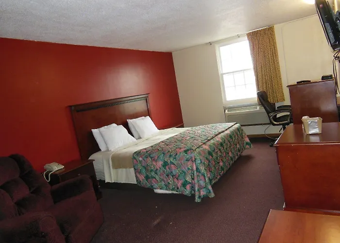 Oyo East Peoria I-74 Hotel Morton