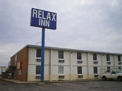 Oyo East Peoria I-74 Hotel
